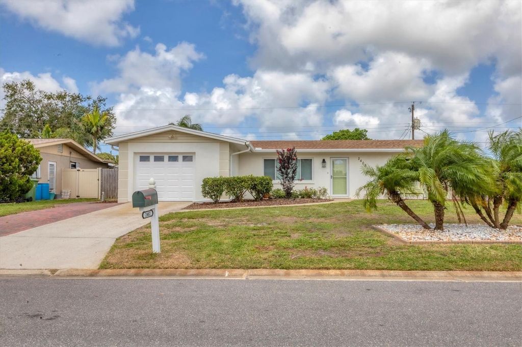 Photo of 2402 33rd Street W, Bradenton, FL 34205 (MLS # A4652719)