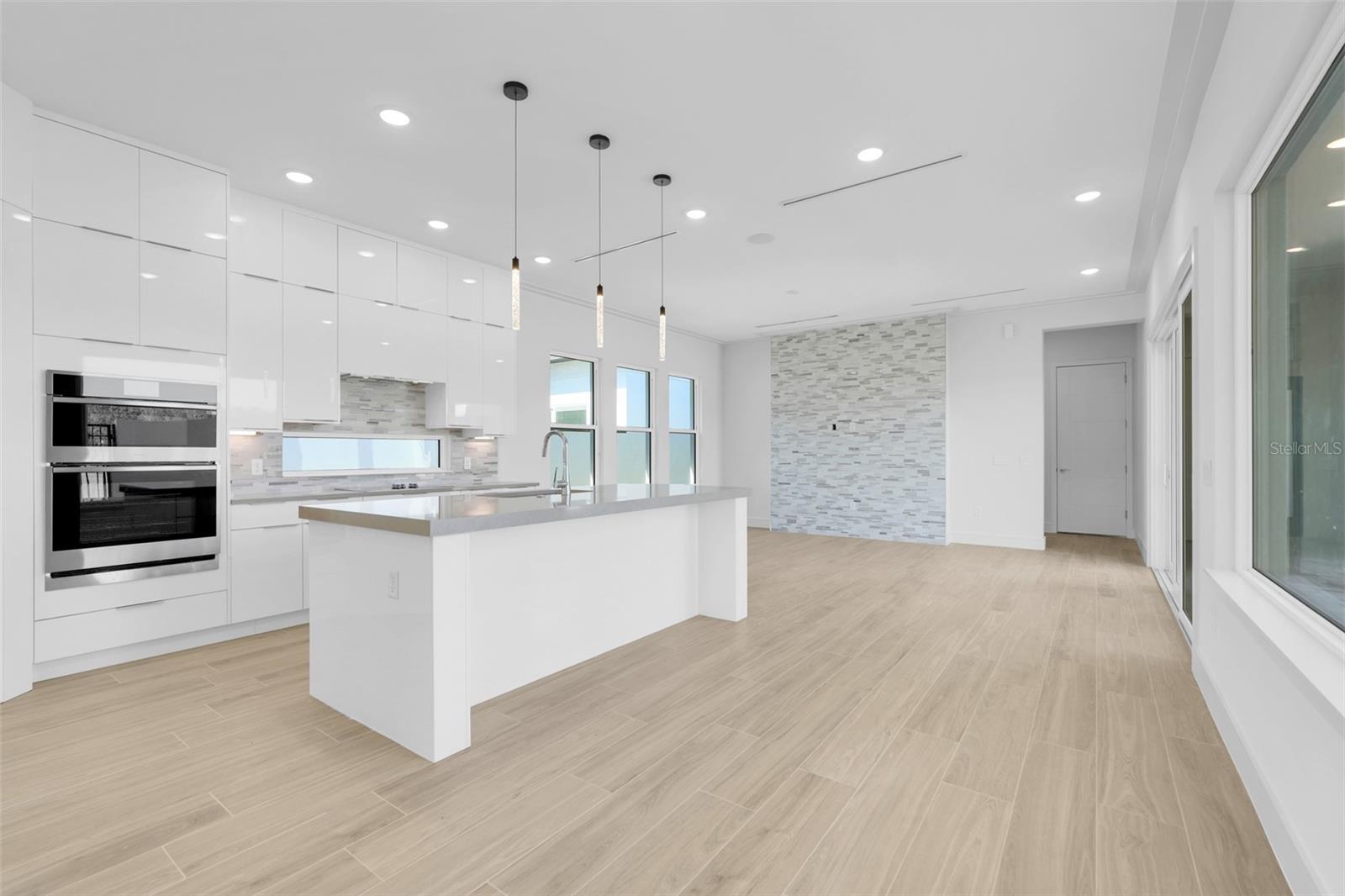 HAMPTON GREEN AT PROVIDENCE - Residential