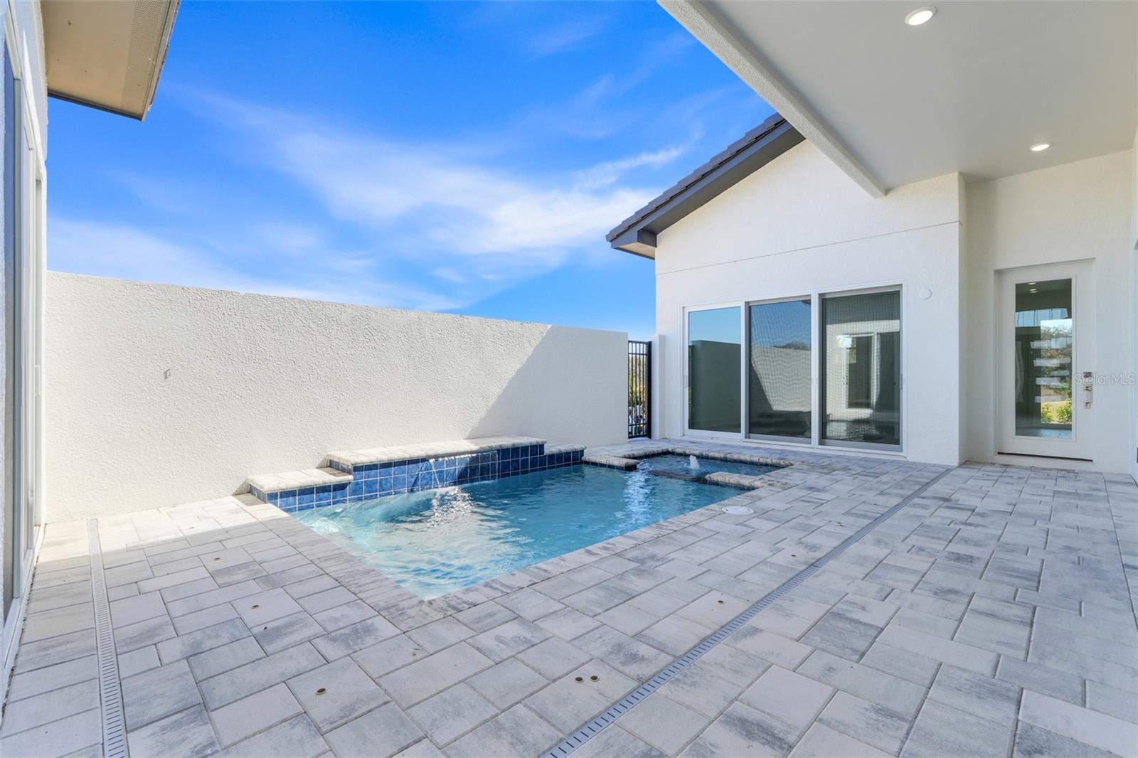 HAMPTON GREEN AT PROVIDENCE - Residential