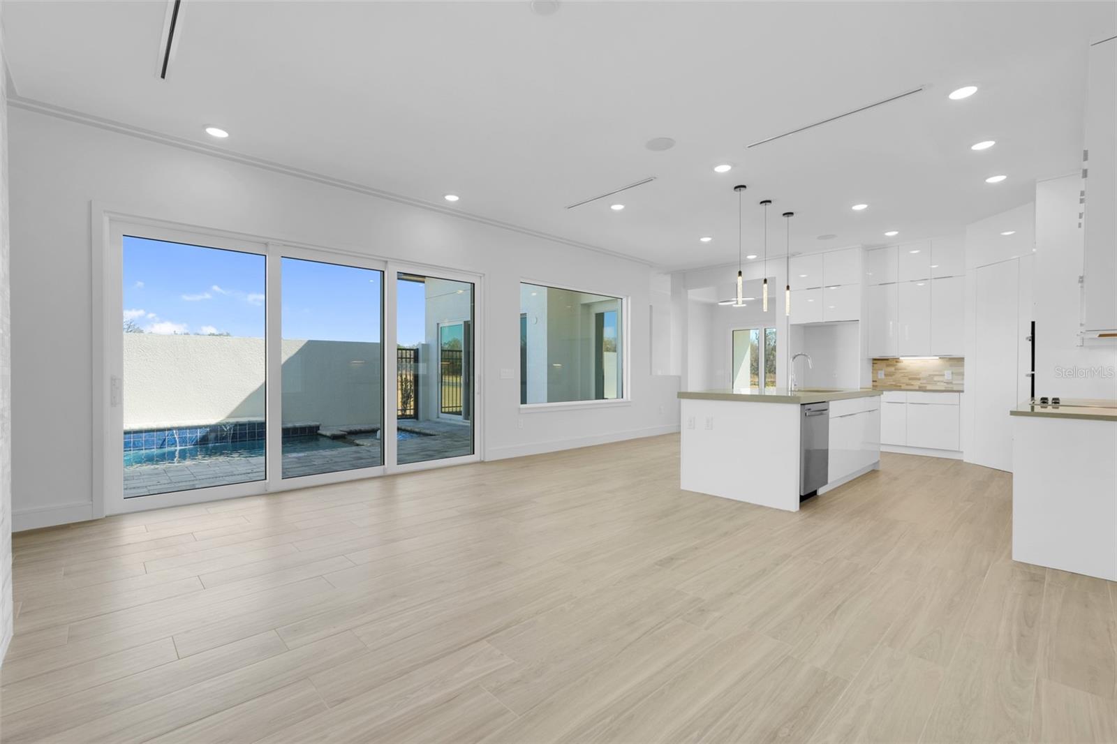 HAMPTON GREEN AT PROVIDENCE - Residential