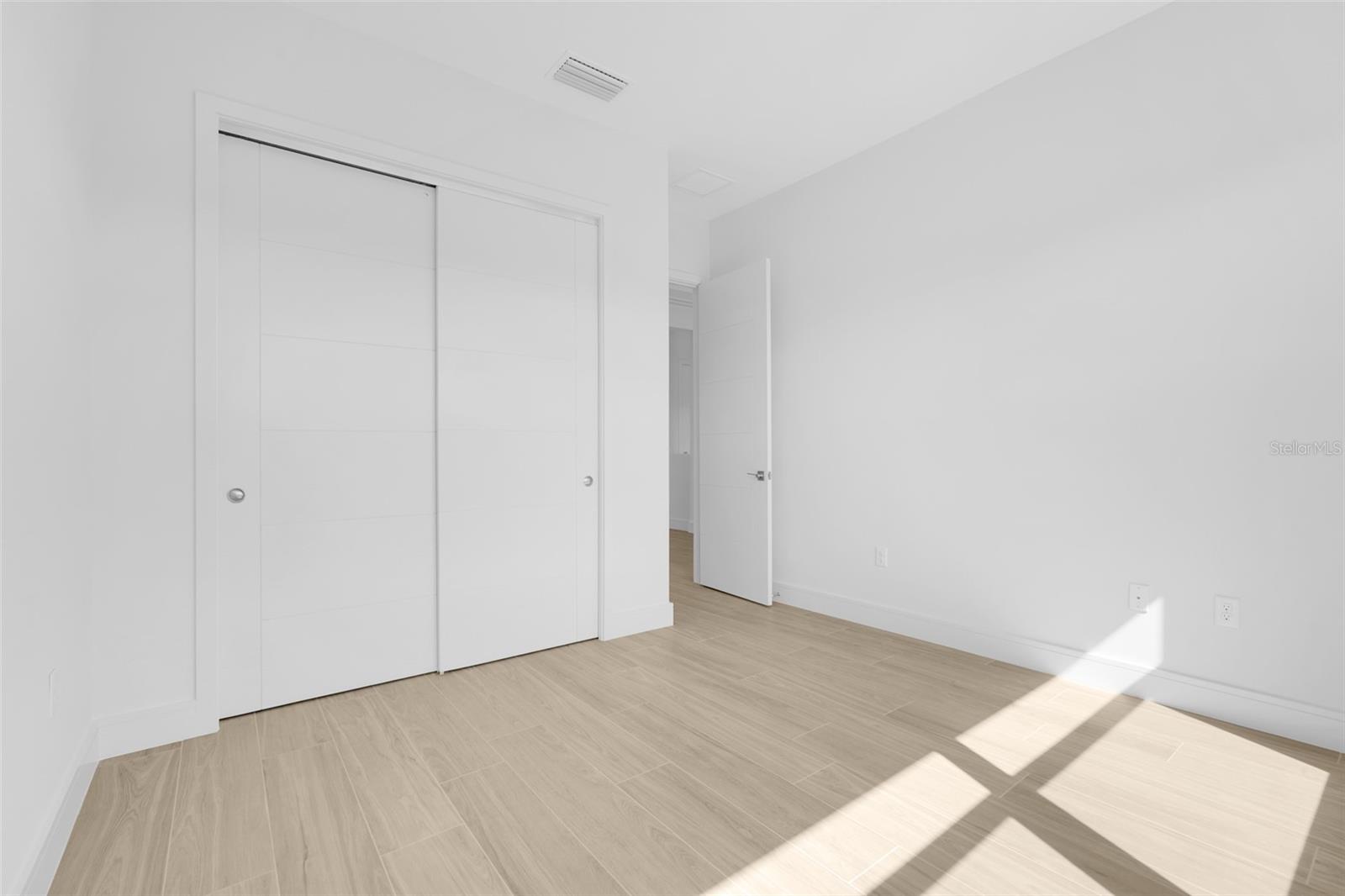 HAMPTON GREEN AT PROVIDENCE - Residential