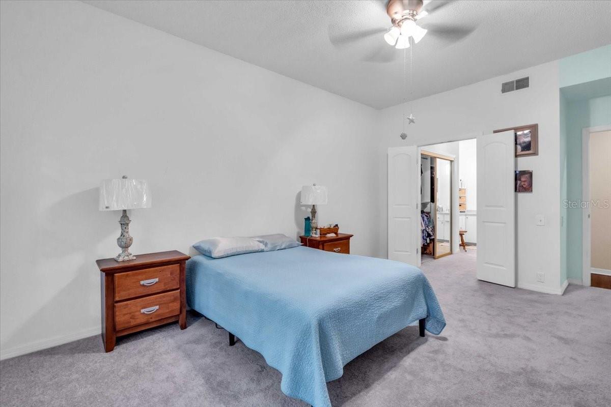 LOS PRADOS CONDO - Residential