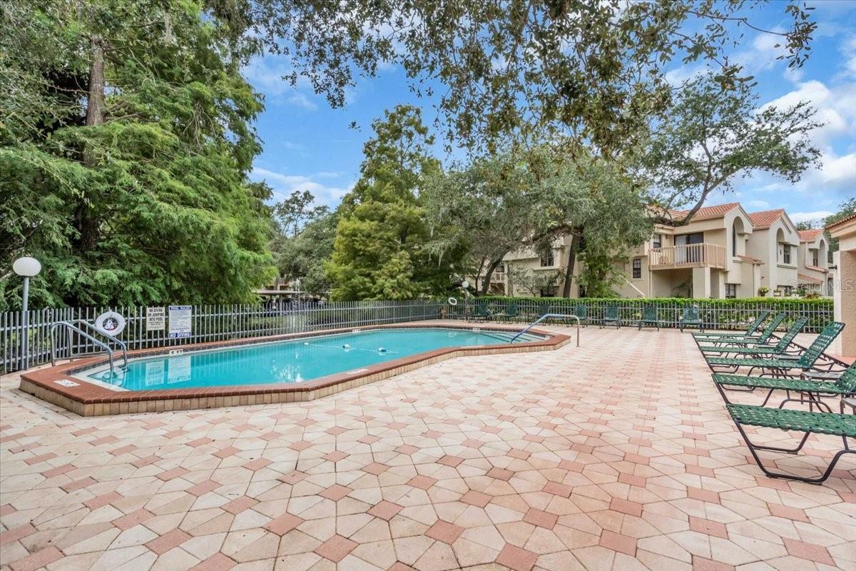 LOS PRADOS CONDO - Residential