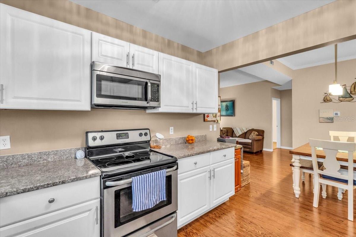 LOS PRADOS CONDO - Residential