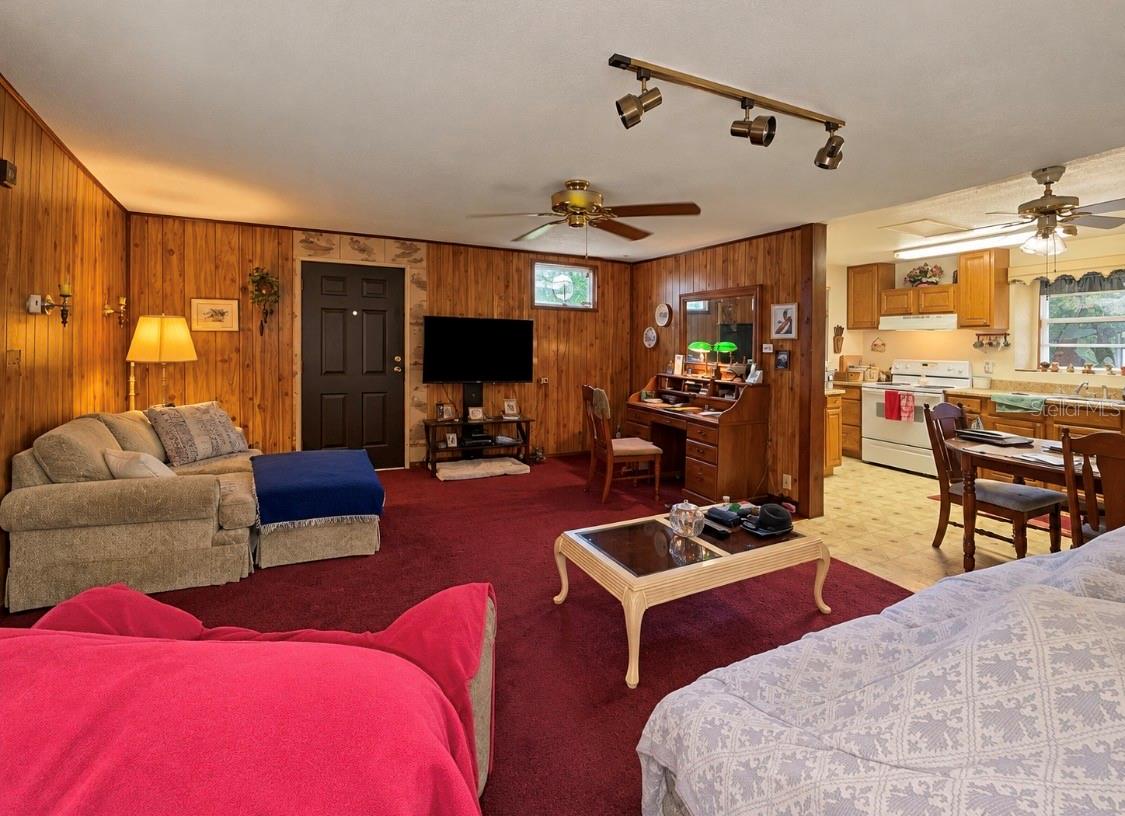 2222 GETFORD RD