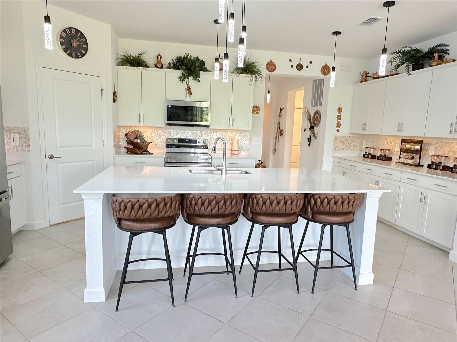 8608 SAINT KITTS CIRCLE