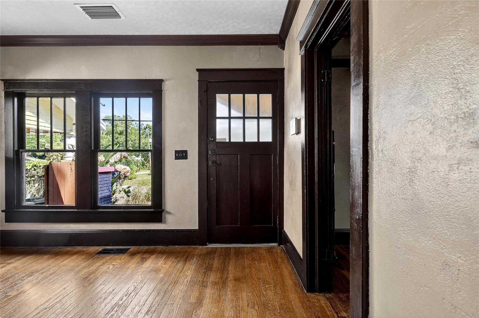 810 W RIVER HEIGHTS AVENUE