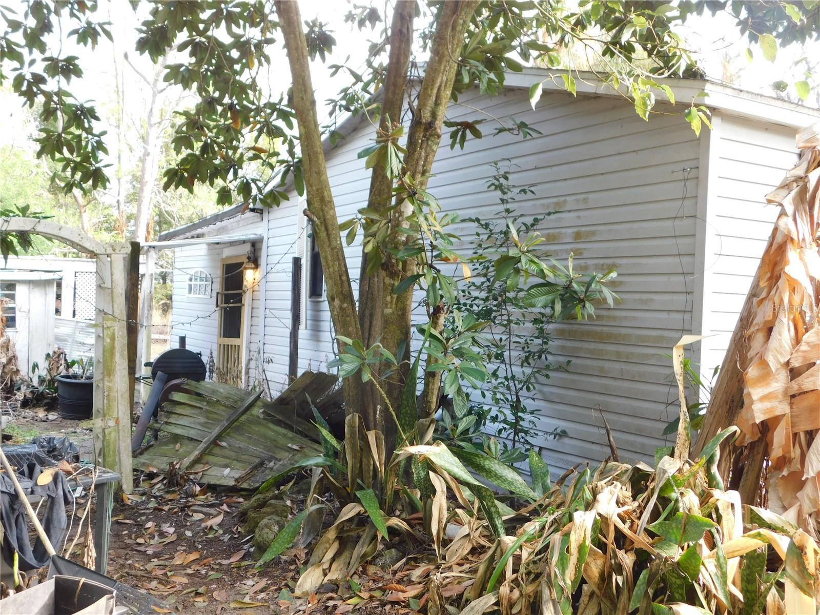 SHERWOOD FOREST - Residential