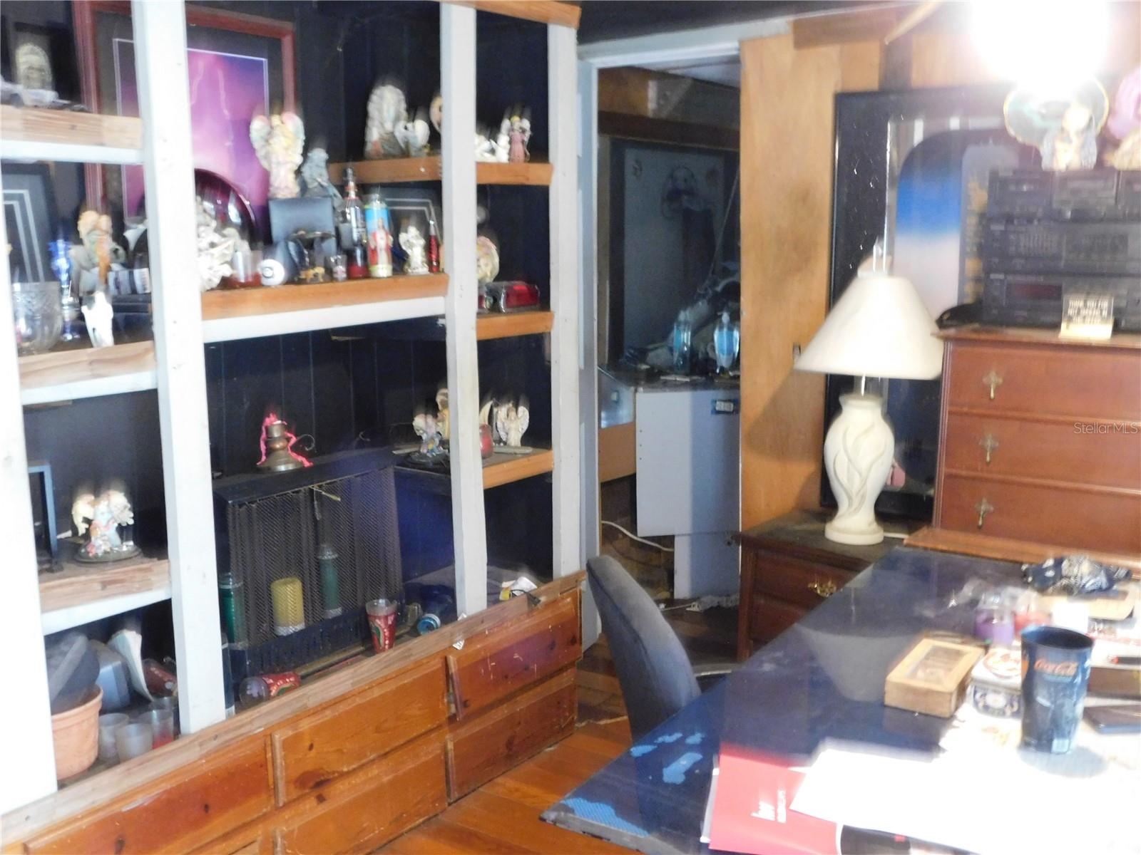 SHERWOOD FOREST - Residential