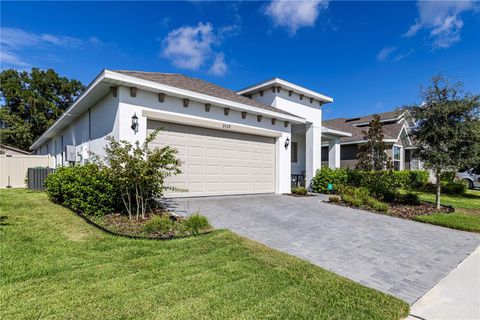 Photo of 2429 Sirena Lane, Mount Dora, FL 32757 (MLS # G5101802)