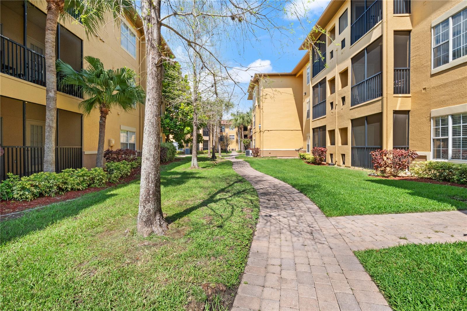 4307 BAYSIDE VILLAGE DRIVE 103