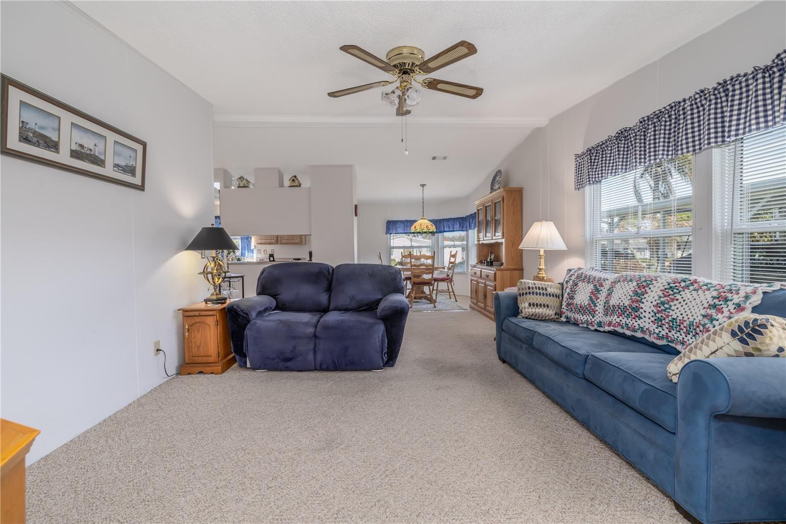 810 N NAVIGATORS WAY