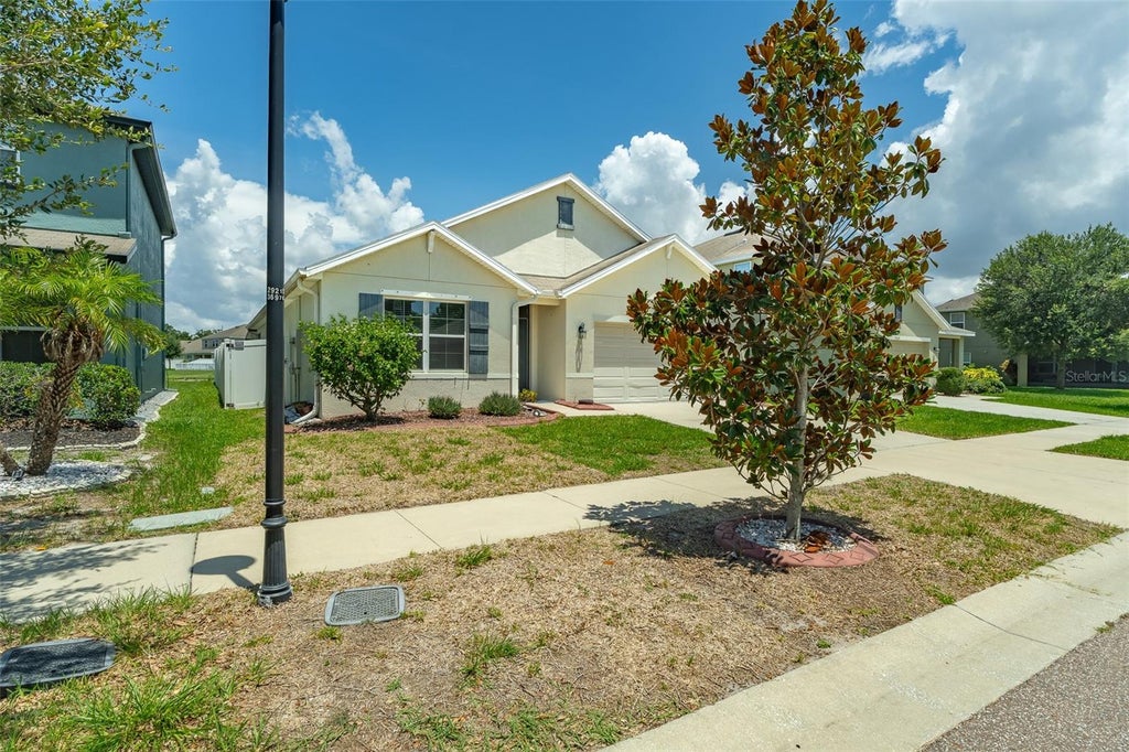 Photo of 10662 Park Meadowbrooke Drive, Riverview, FL 33578 (MLS # TB8519745)
