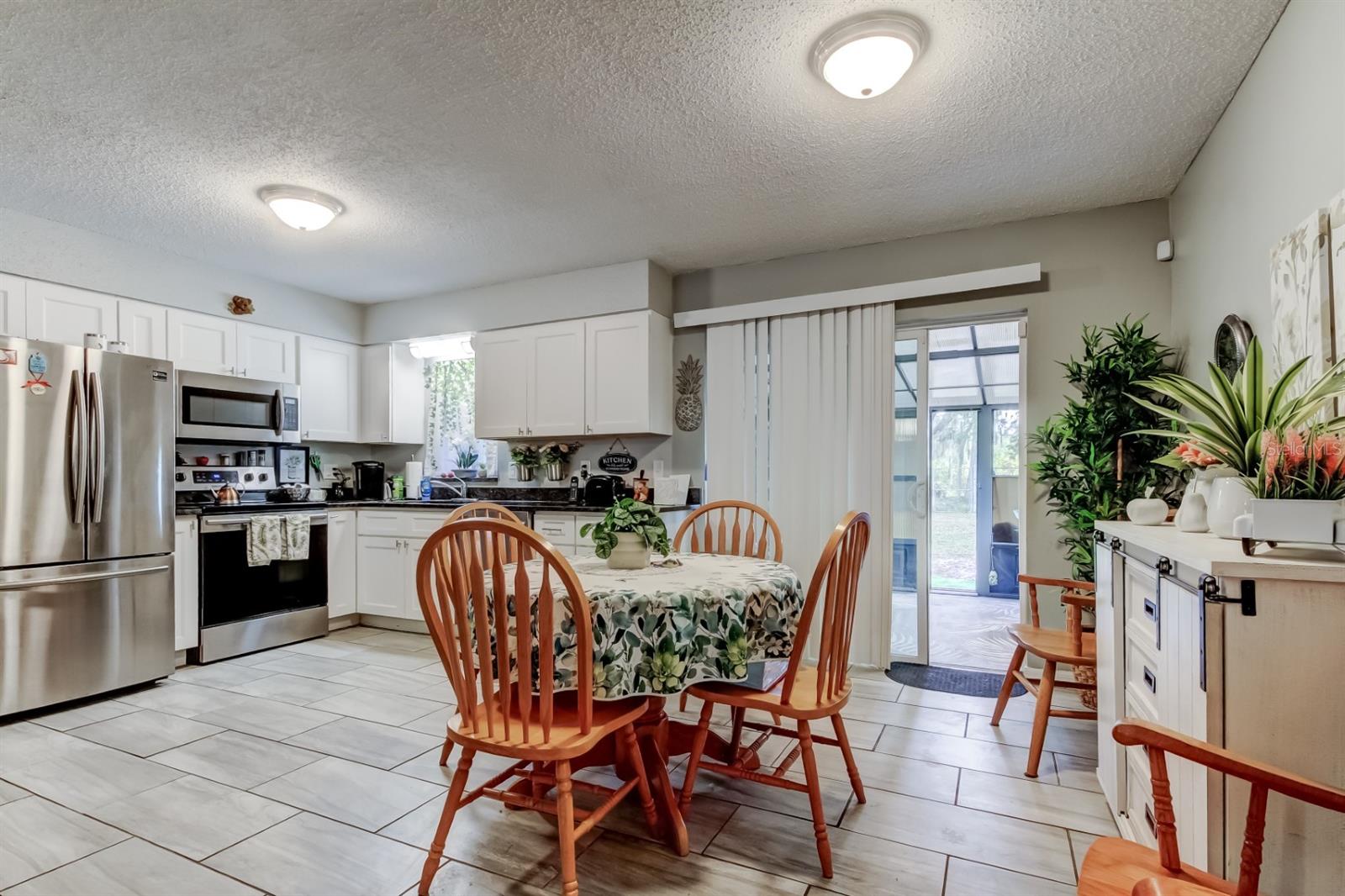 MEADOWOOD ESTATES - Residential