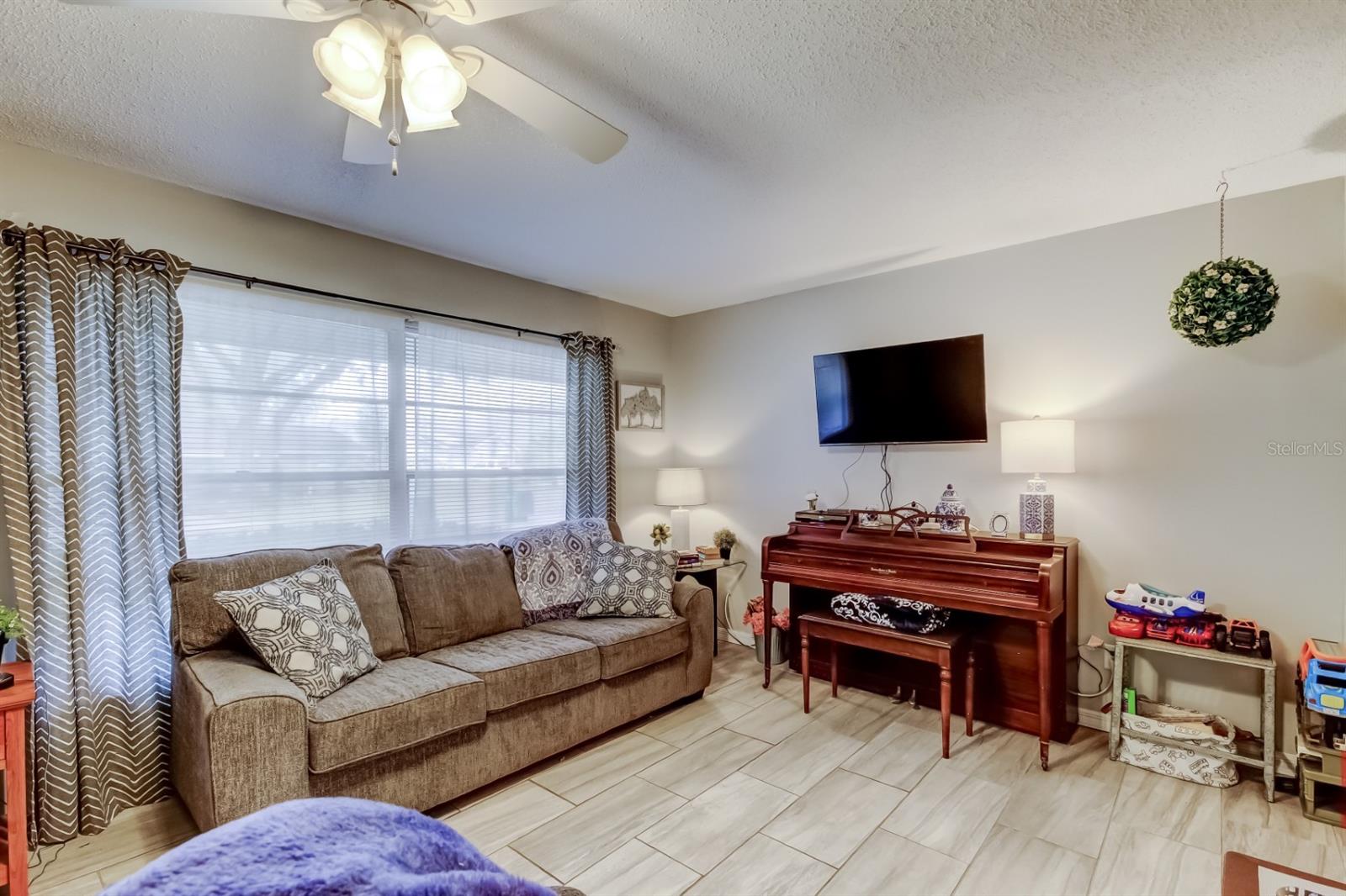 MEADOWOOD ESTATES - Residential