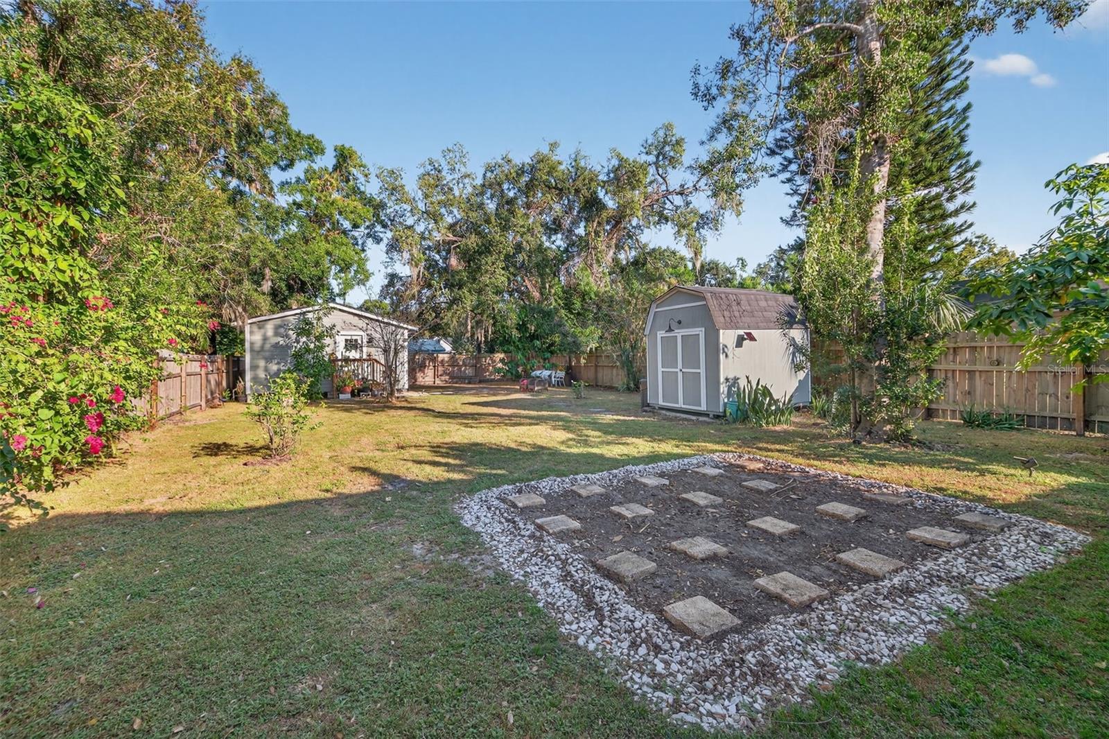 IDLEWILD ON THE HILLSBOROUGH - Residential Lease