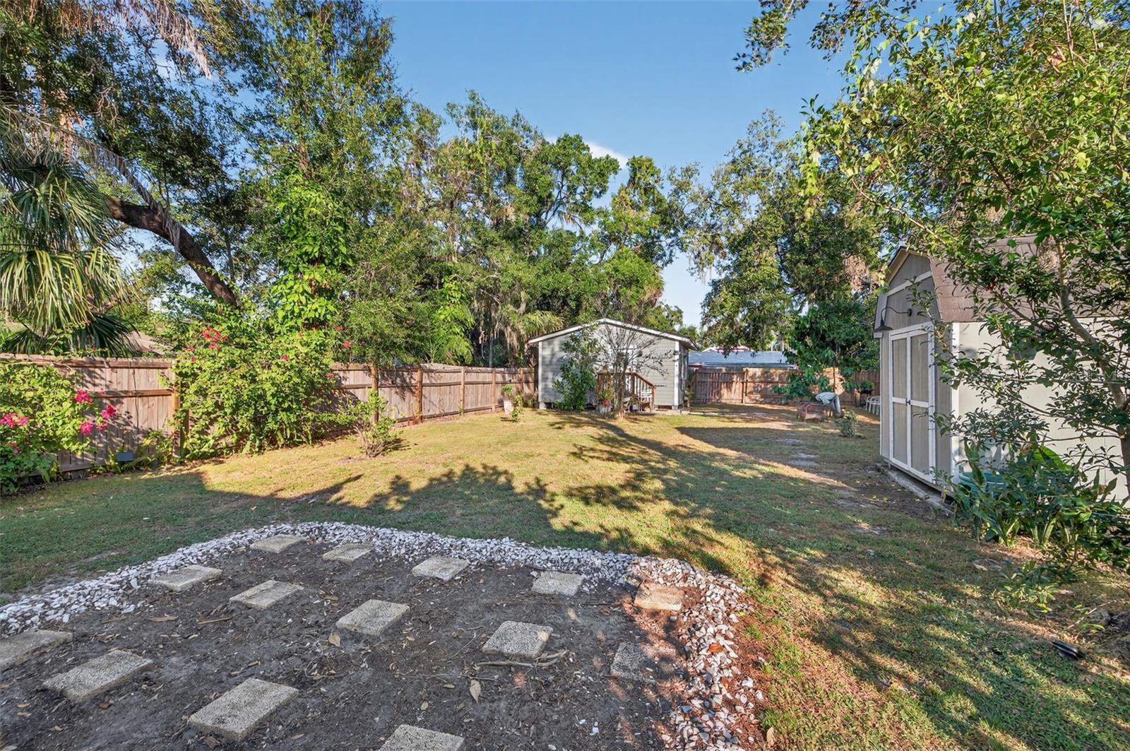 IDLEWILD ON THE HILLSBOROUGH - Residential Lease