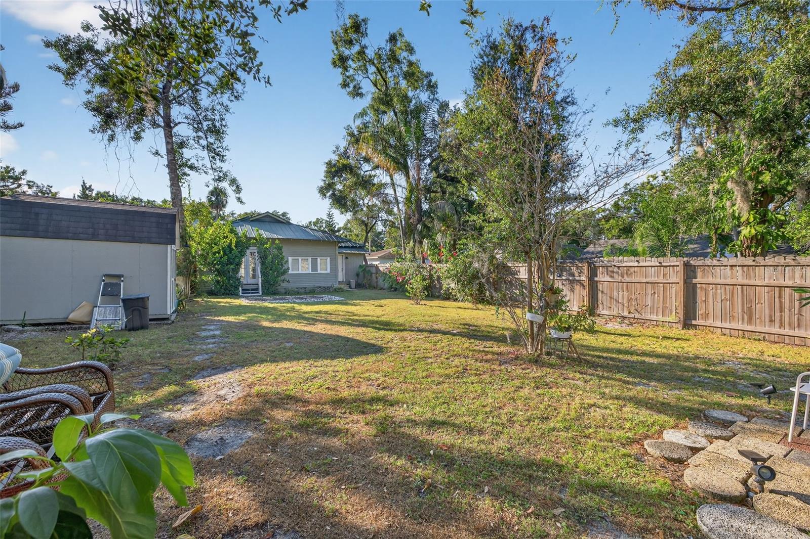 IDLEWILD ON THE HILLSBOROUGH - Residential Lease