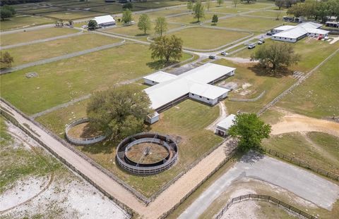 Tiny photo for 4450 SE 216th Avenue, Morriston, FL 32668 (MLS # OM698007)