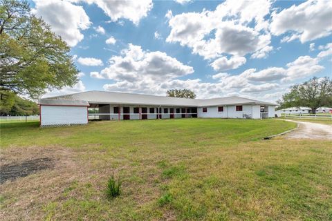 Tiny photo for 4450 SE 216th Avenue, Morriston, FL 32668 (MLS # OM698007)