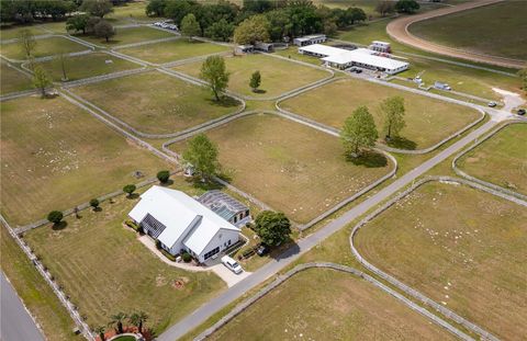 Tiny photo for 4450 SE 216th Avenue, Morriston, FL 32668 (MLS # OM698007)