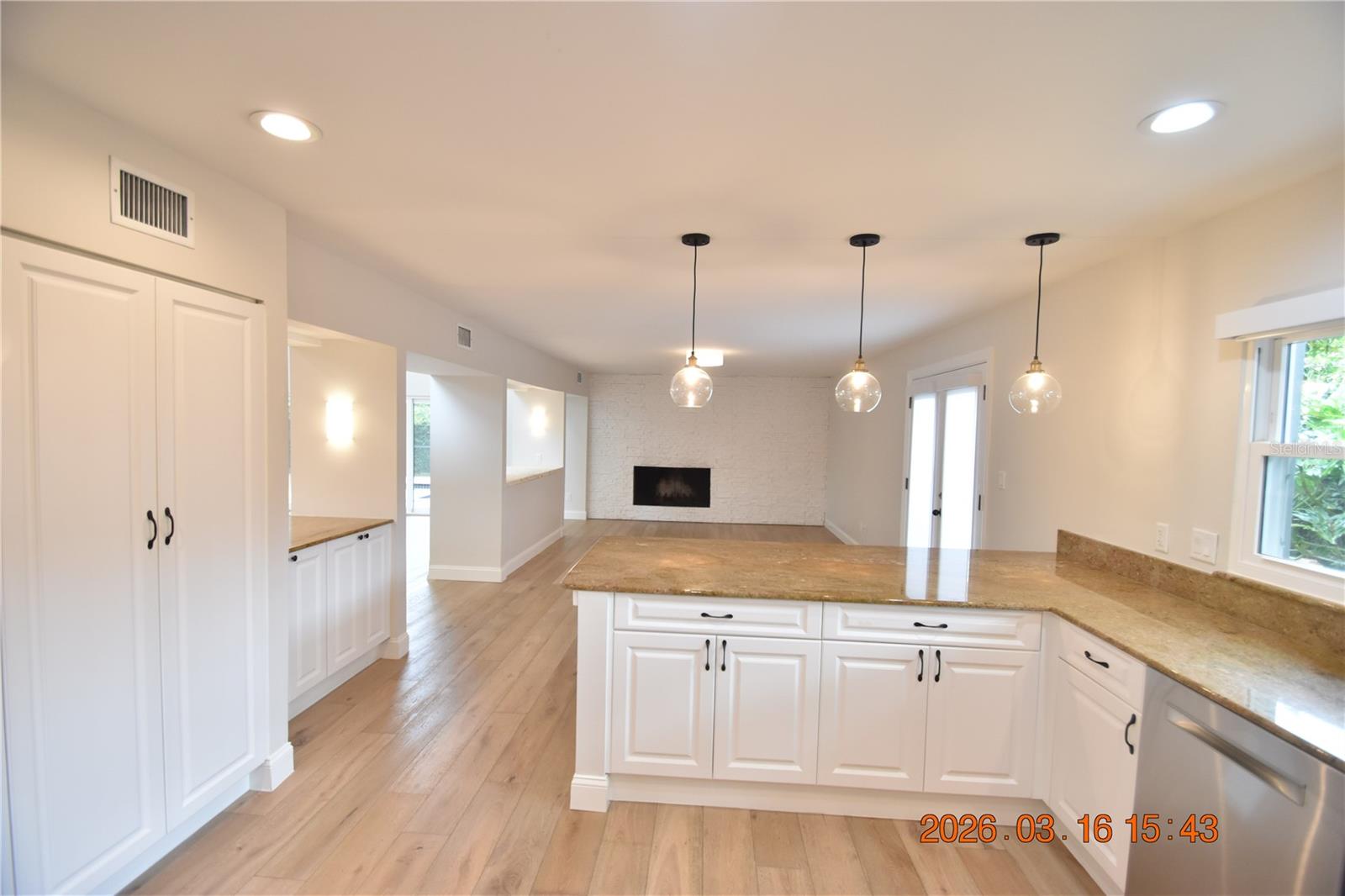 BYARS THOMPSON ADD DAVIS - Residential Lease