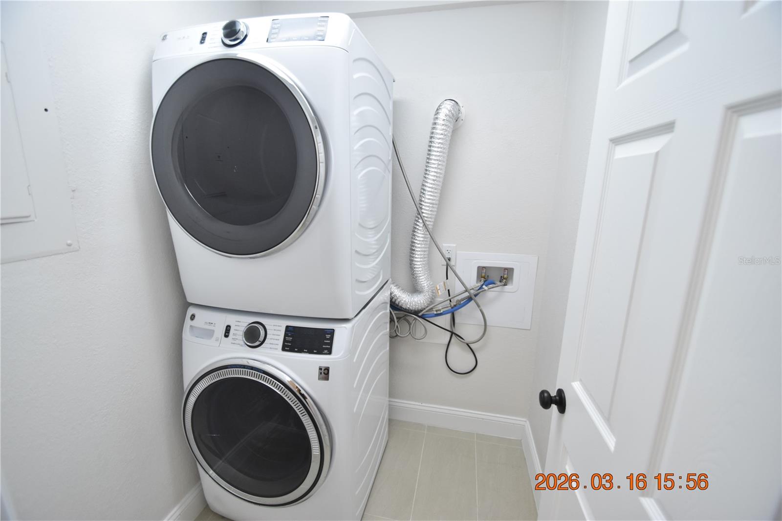 BYARS THOMPSON ADD DAVIS - Residential Lease