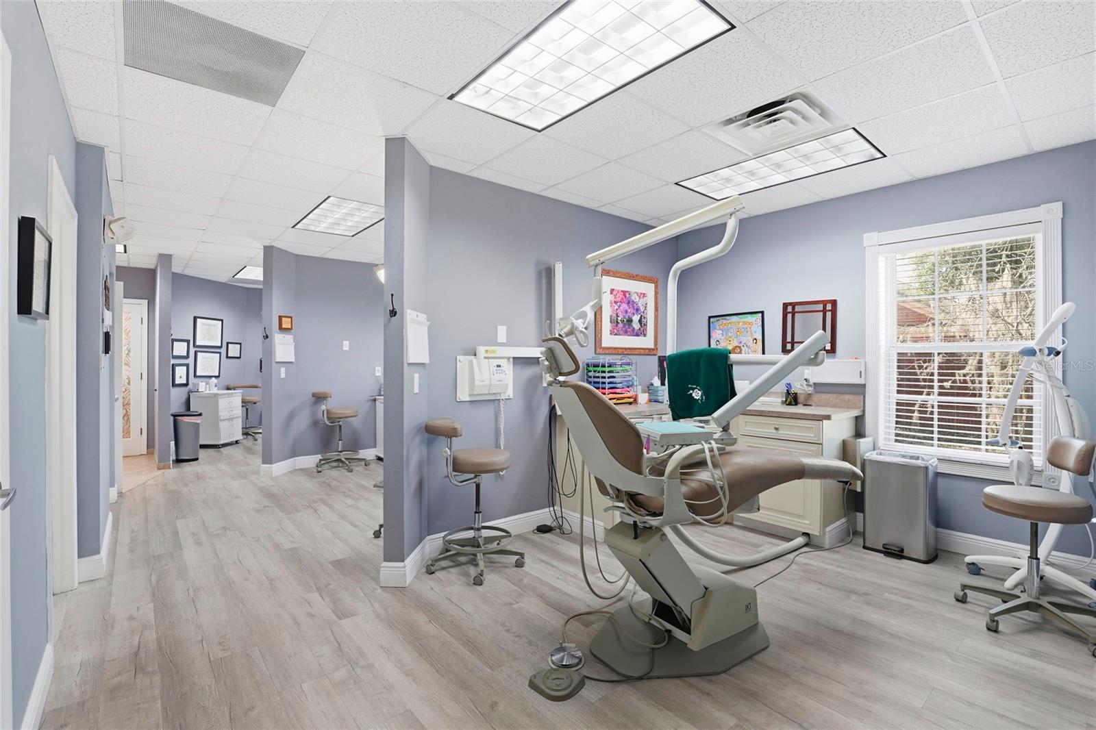 METRO 39 OFFICE PARK CONDO BLDG 2 - Commercial Sale