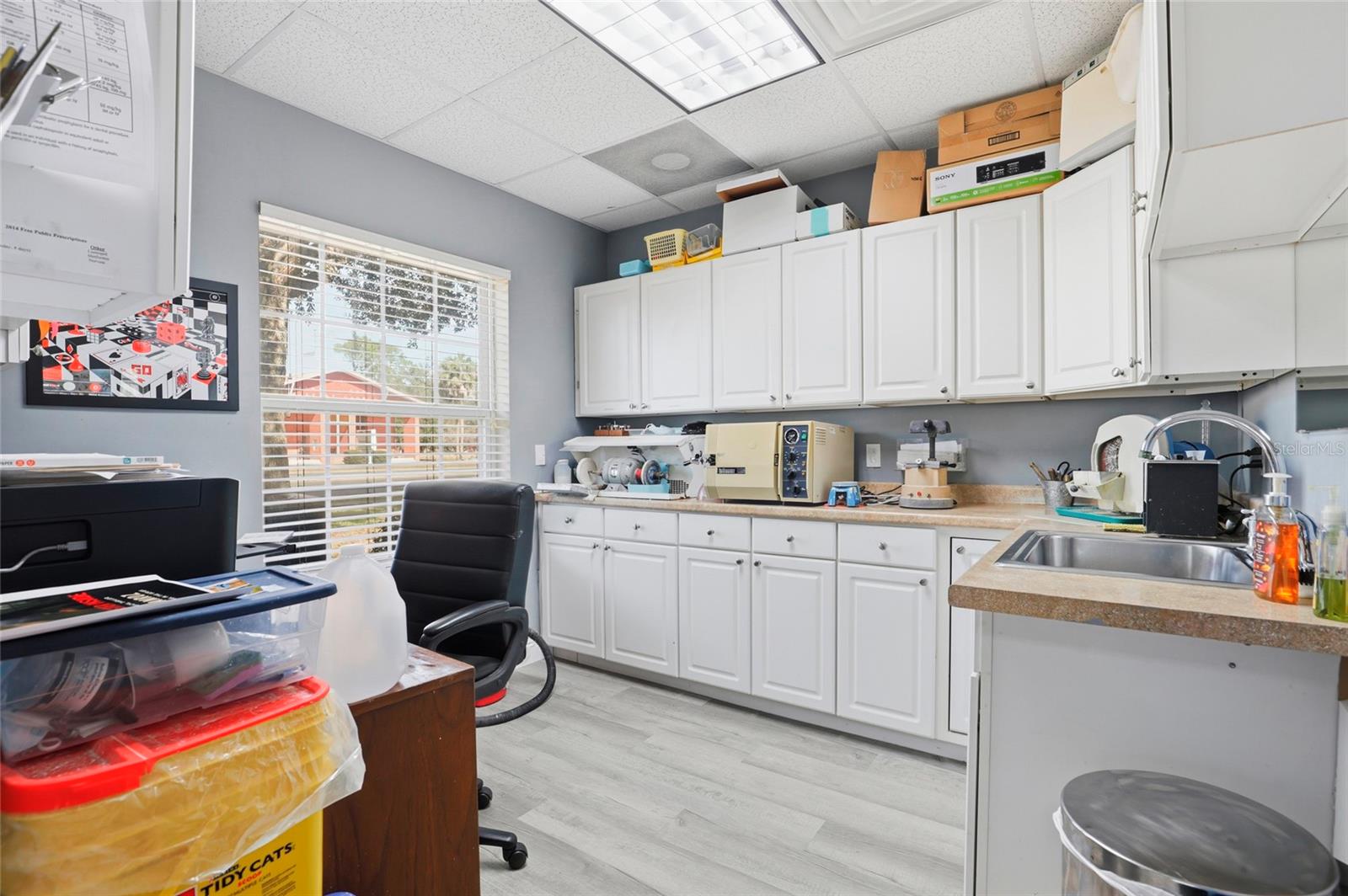 METRO 39 OFFICE PARK CONDO BLDG 2 - Commercial Sale