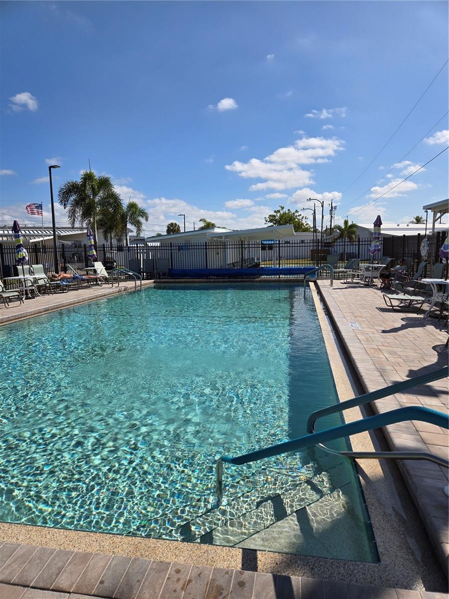 MOBILE ESTATES - Residential