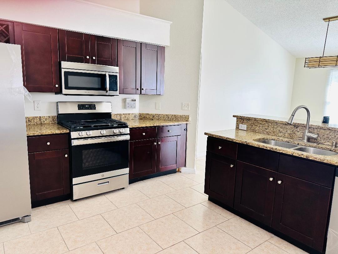 3410 FOX RIDGE STREET