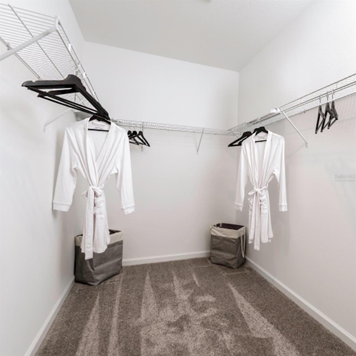 BRONSONS RIDGE 25 TH - Residential