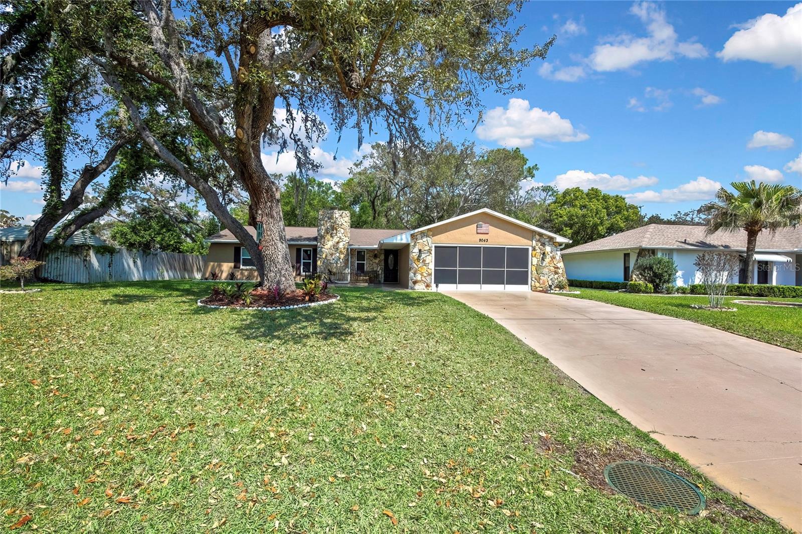 SPRING HILL - Residential