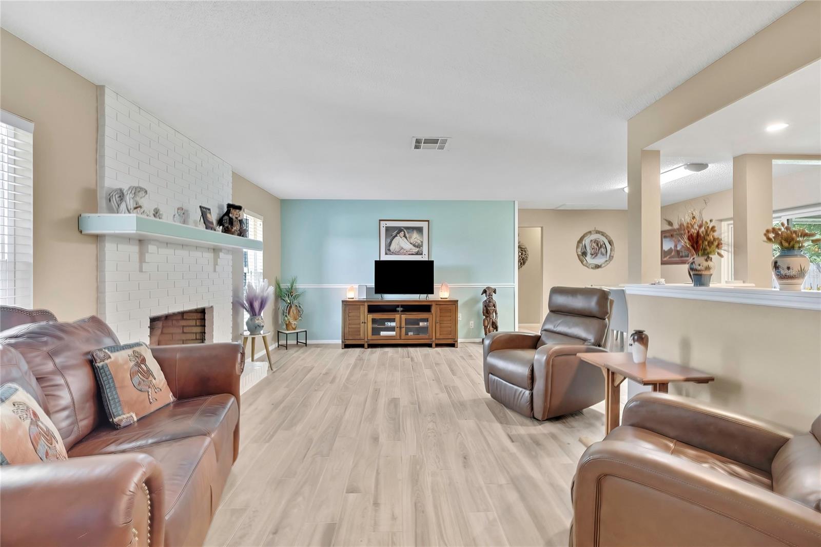 SPRING HILL - Residential