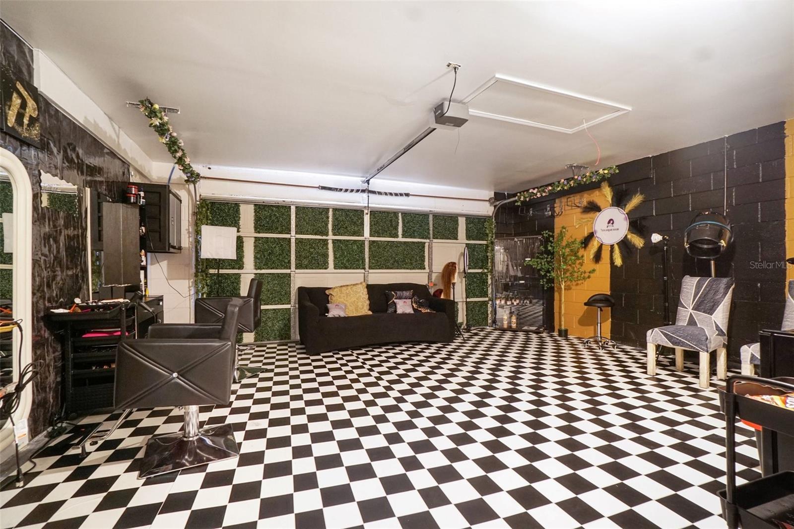 PIEDMONT PARK - Residential