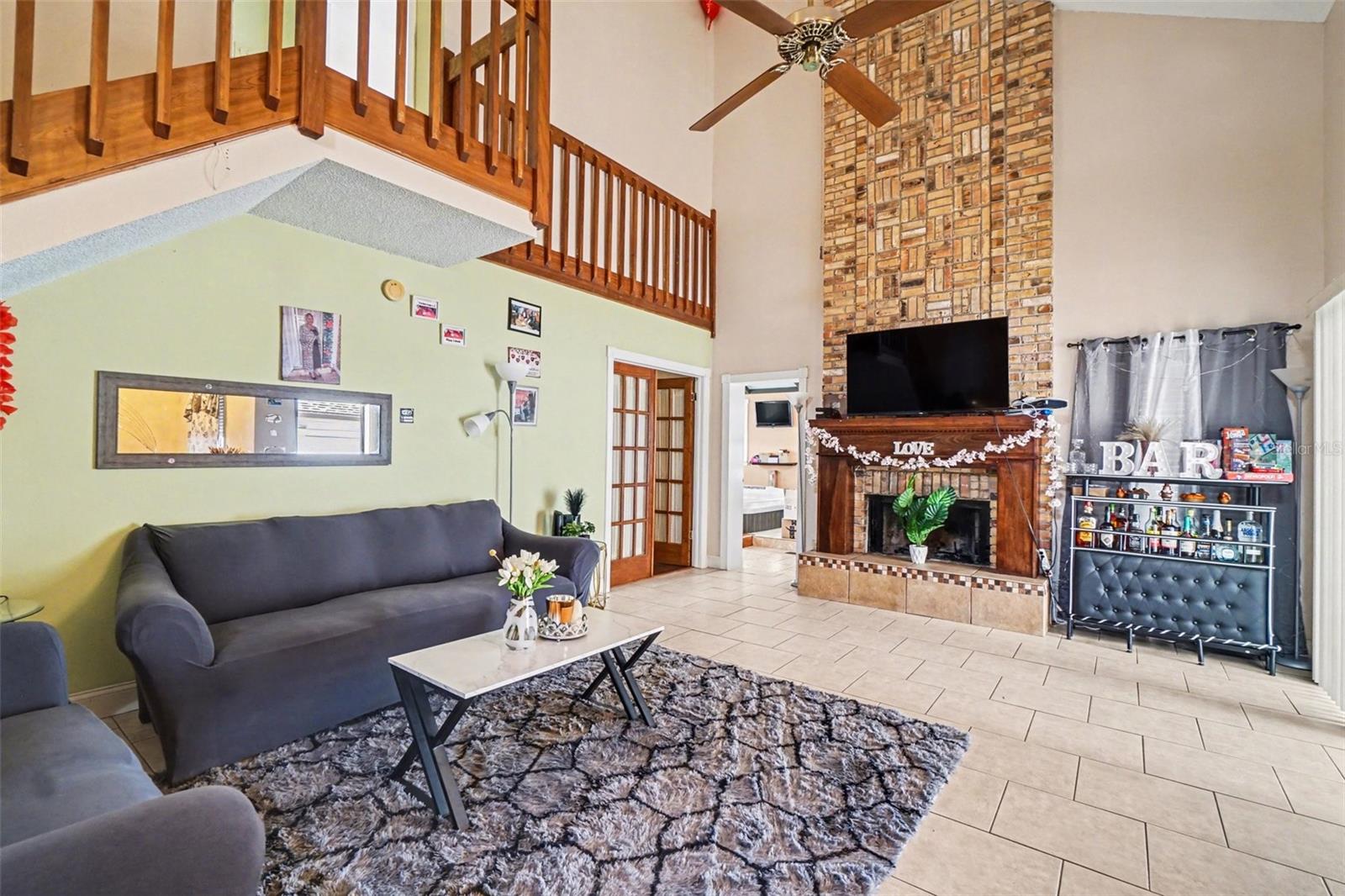 1816 WATERBEACH COURT