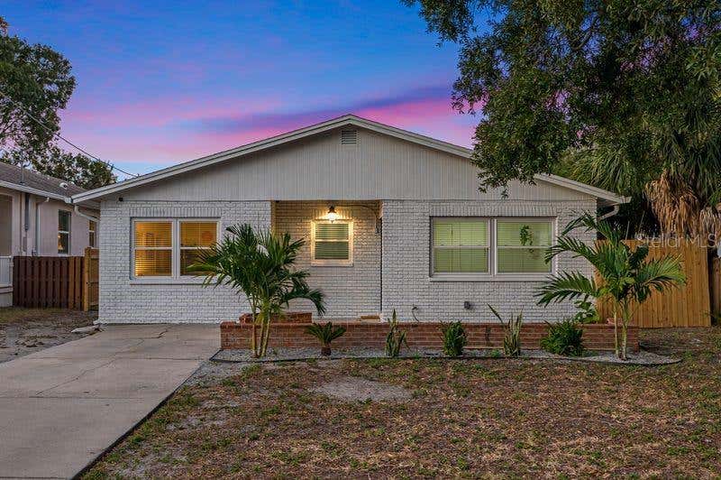 Photo of 4409 W Pearl Avenue, Tampa, FL 33611 (MLS # TB8530574)