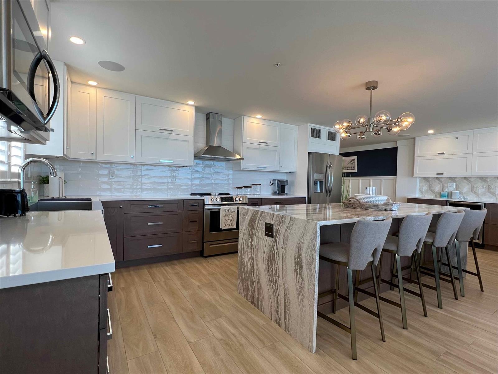 Moontide Condo - Residential