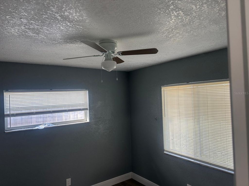 Photo of 724 Grove Avenue, Orlando, FL 32805 (MLS # O6348717)