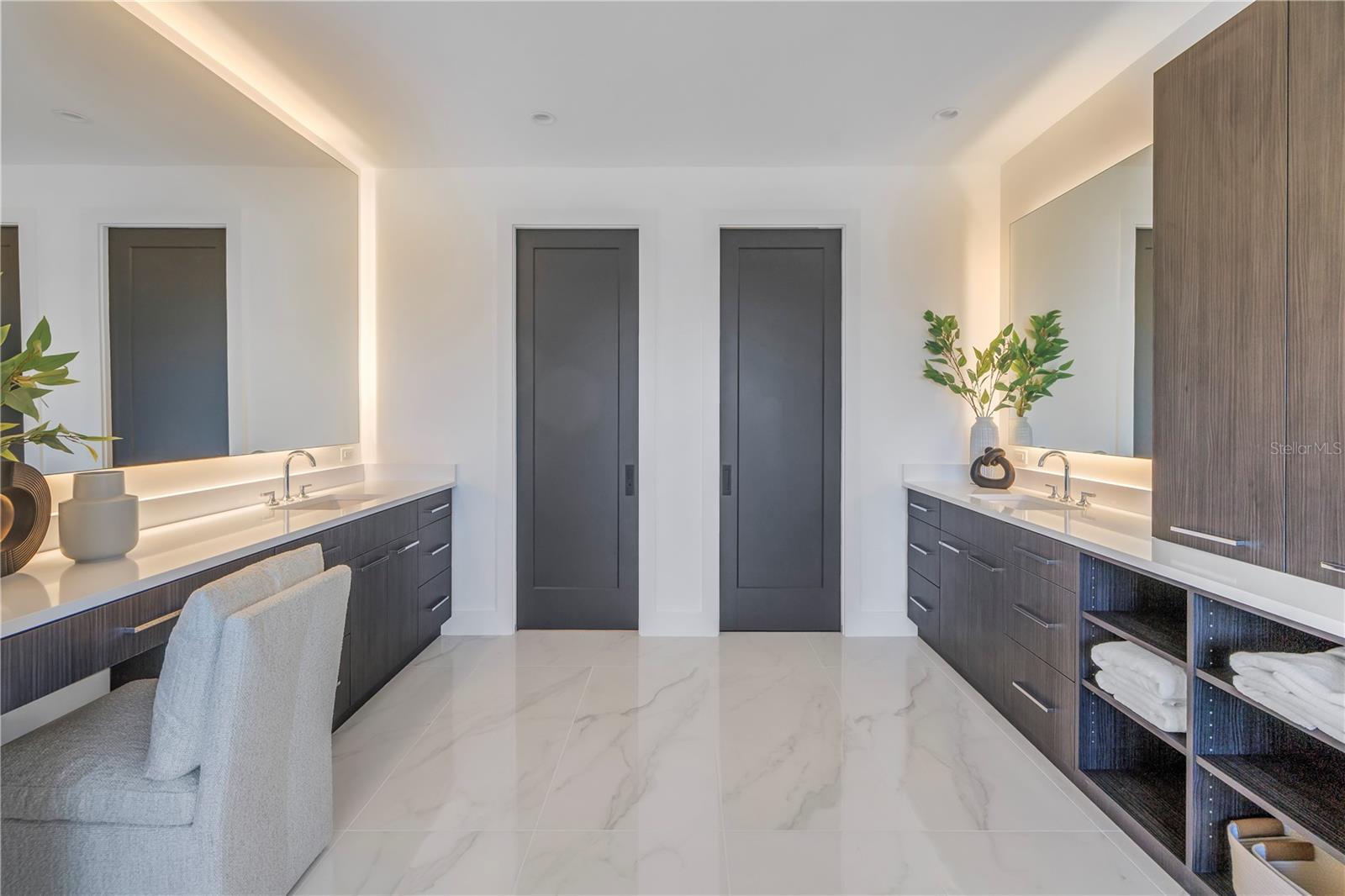 VENETIAN ISLES - Residential