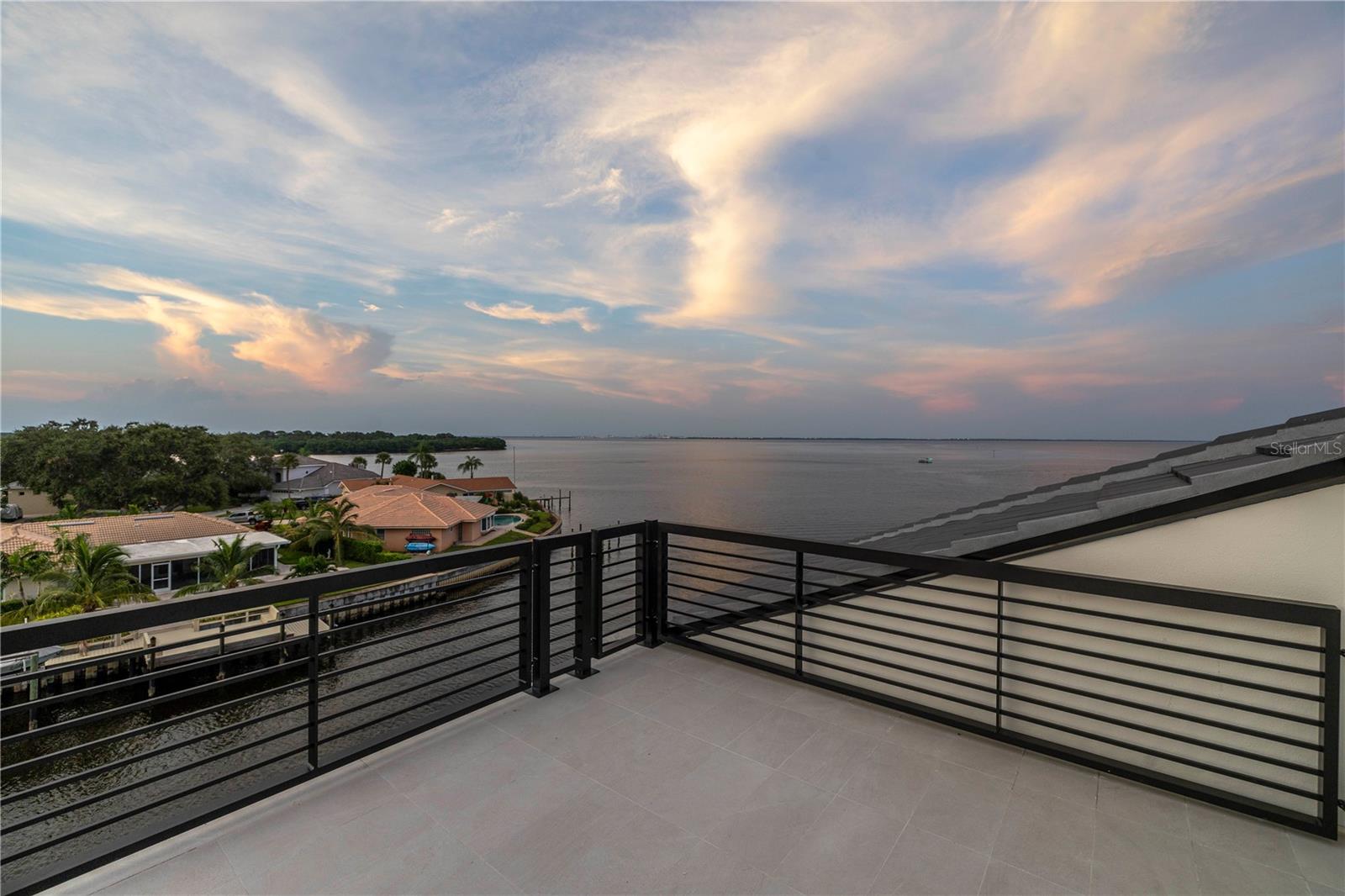 VENETIAN ISLES - Residential