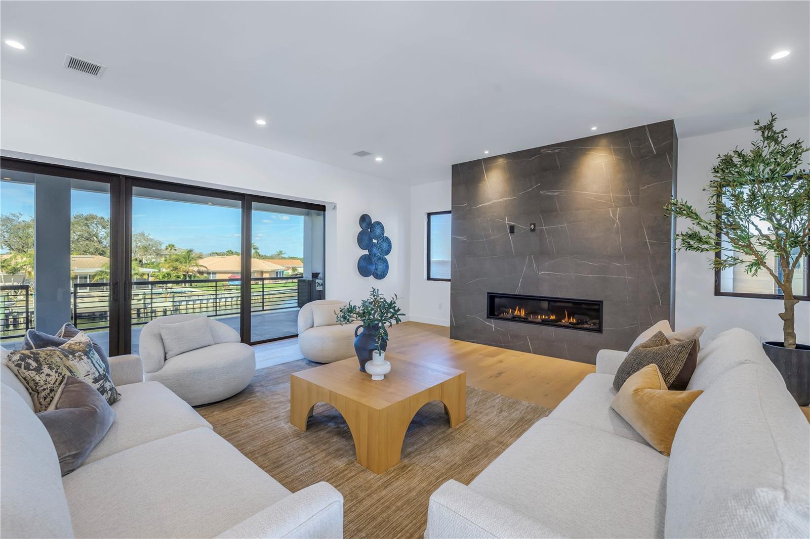 VENETIAN ISLES - Residential