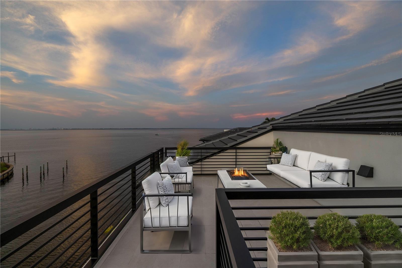 VENETIAN ISLES - Residential