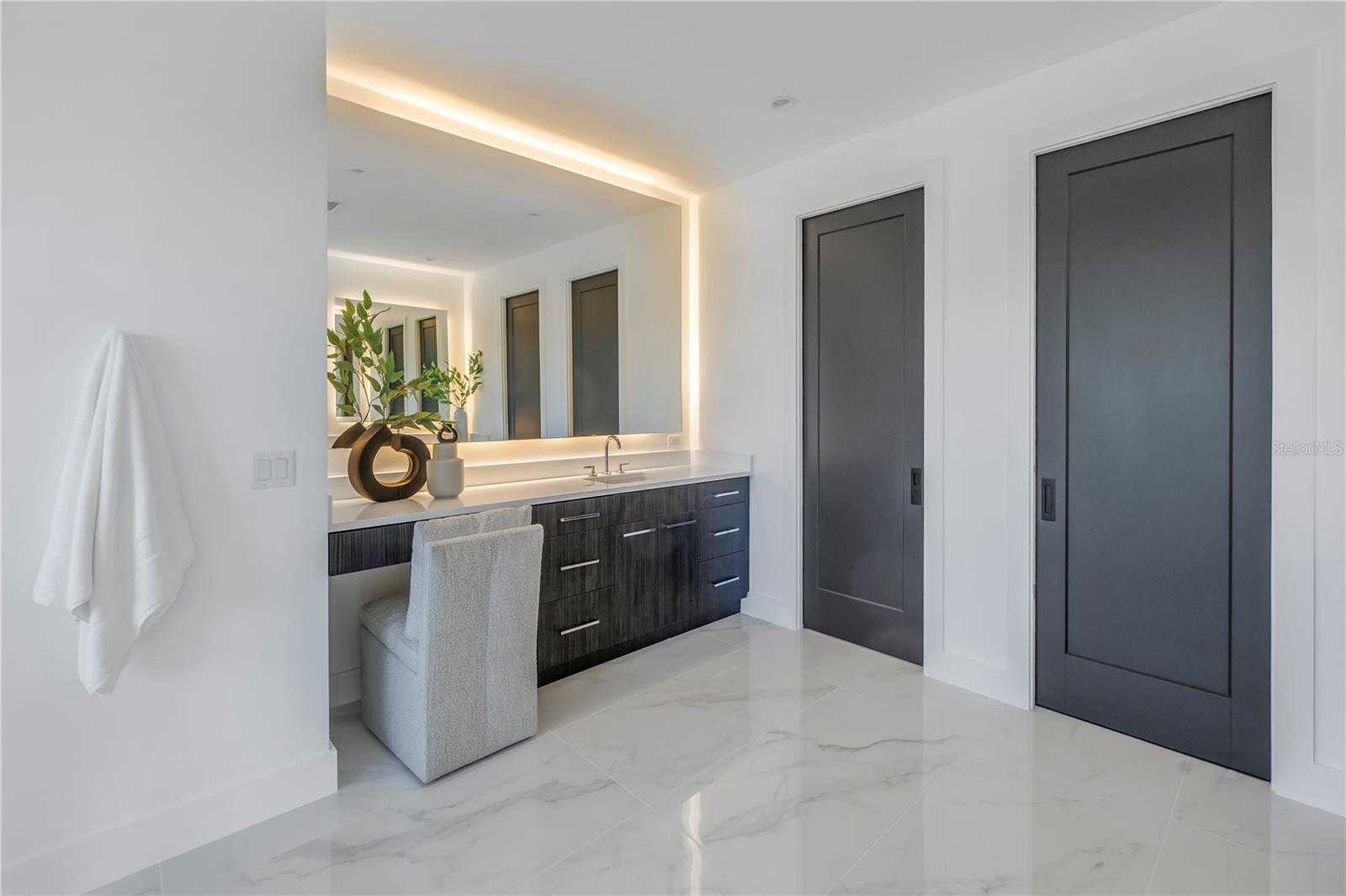 VENETIAN ISLES - Residential