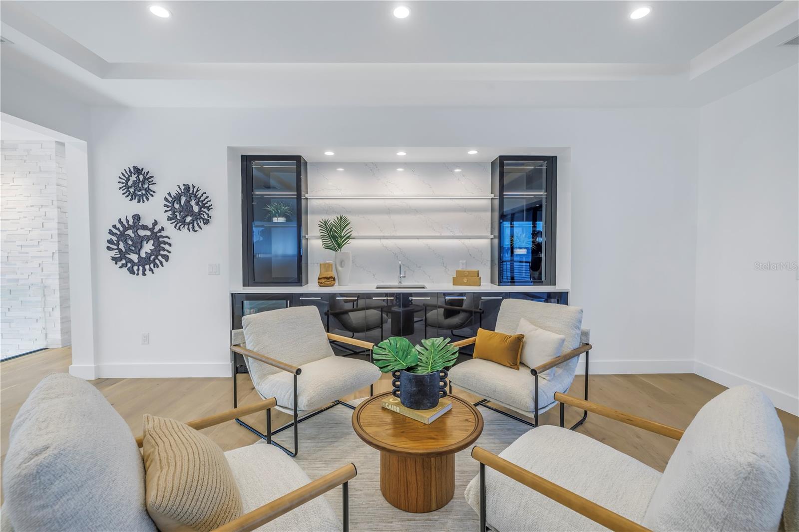 VENETIAN ISLES - Residential