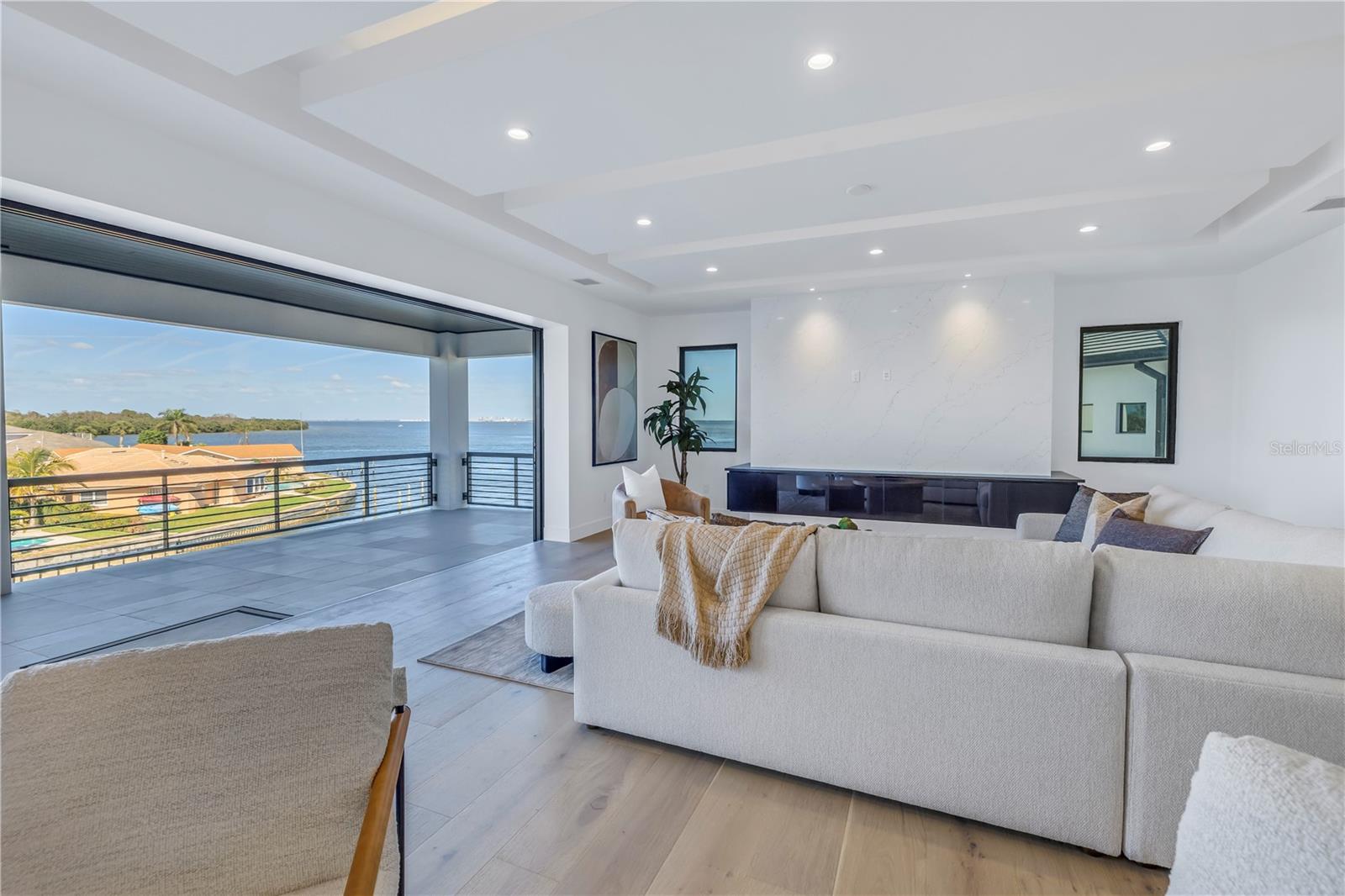VENETIAN ISLES - Residential