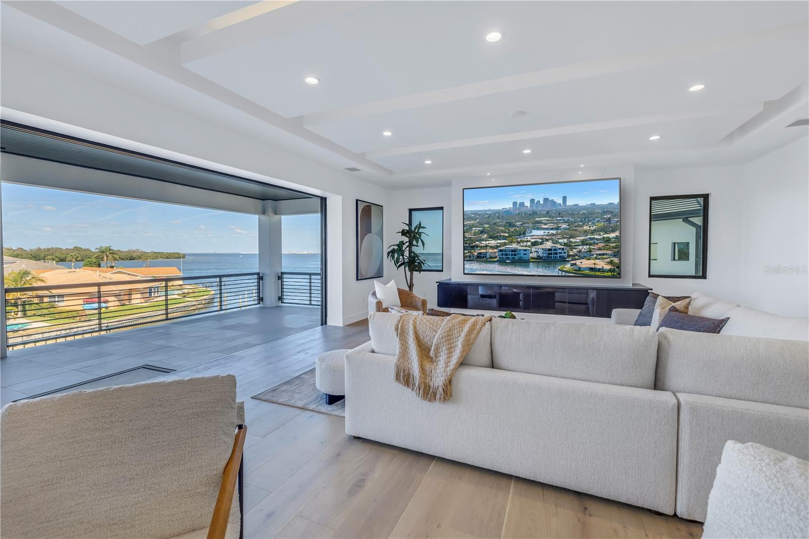 VENETIAN ISLES - Residential