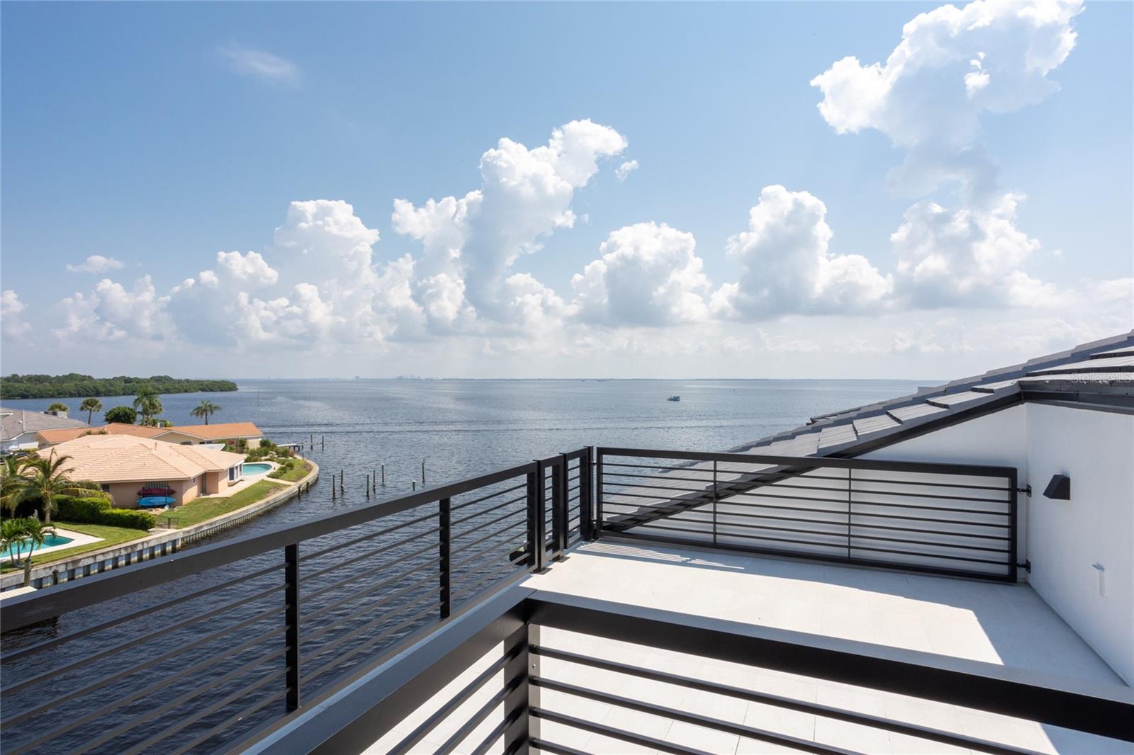 VENETIAN ISLES - Residential