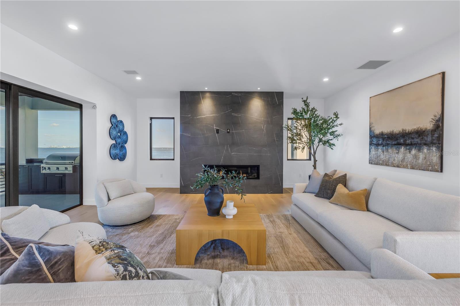 VENETIAN ISLES - Residential
