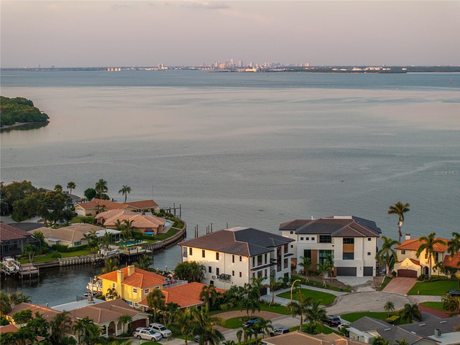 VENETIAN ISLES - Residential